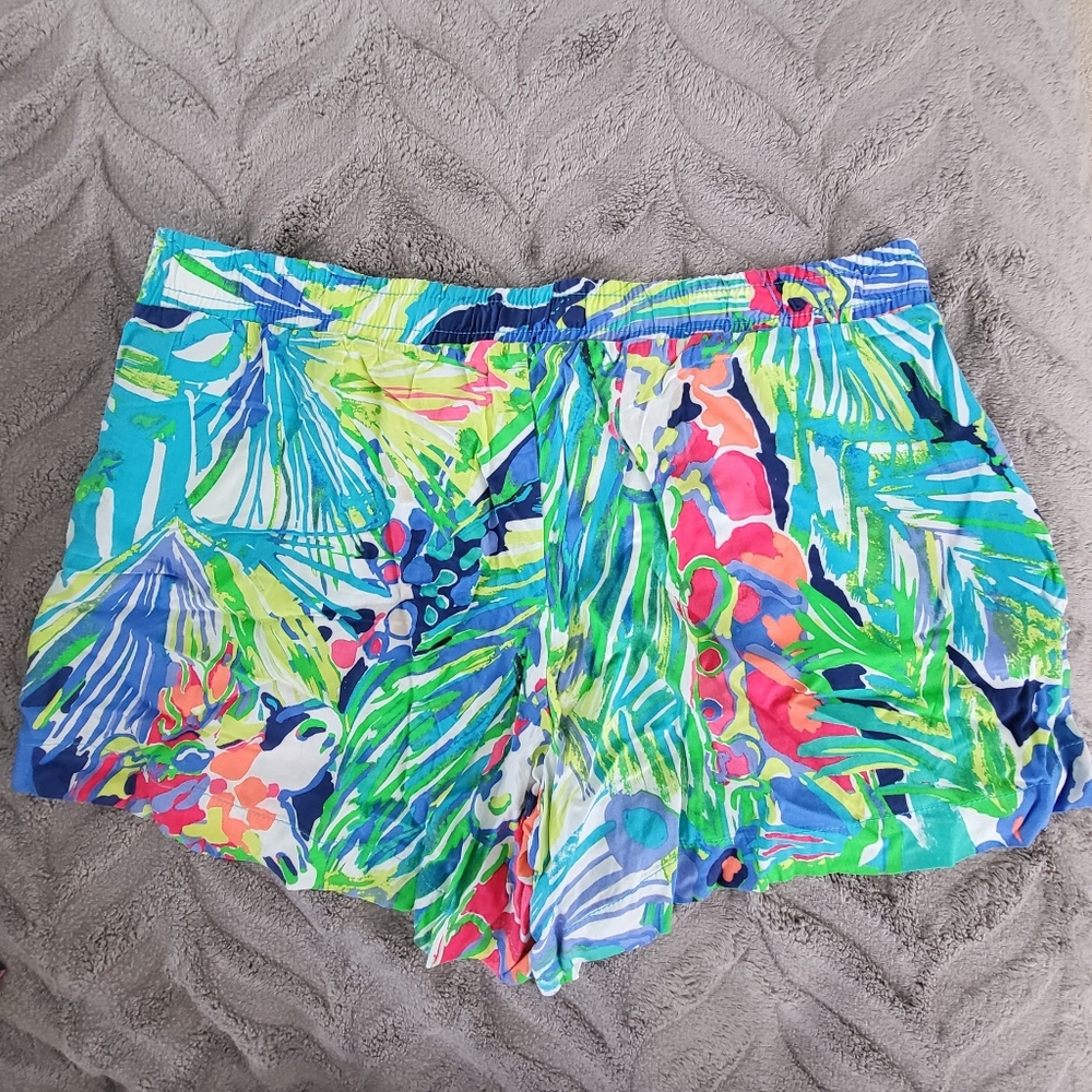 Lilly Pulitzer Katia Shorts Women Medium Blue Pink Green Purrfect Rayon Palm NWT